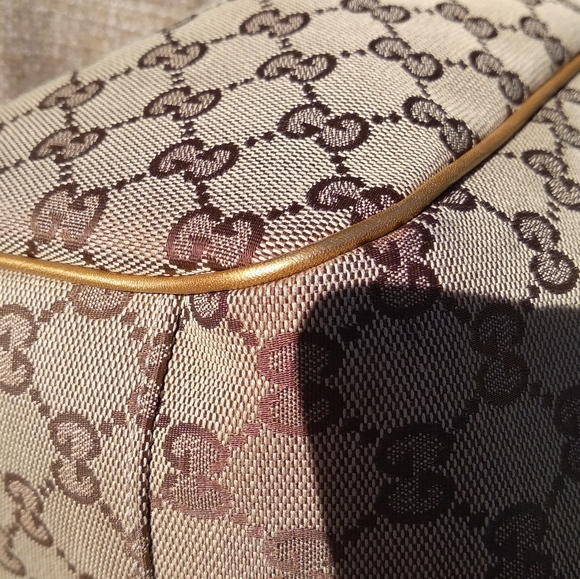 Gucci Large GG Monogram Gold Trim Sukey - Picture 10 of 15
